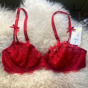 B Tempt’d Red Lace Bra NWT